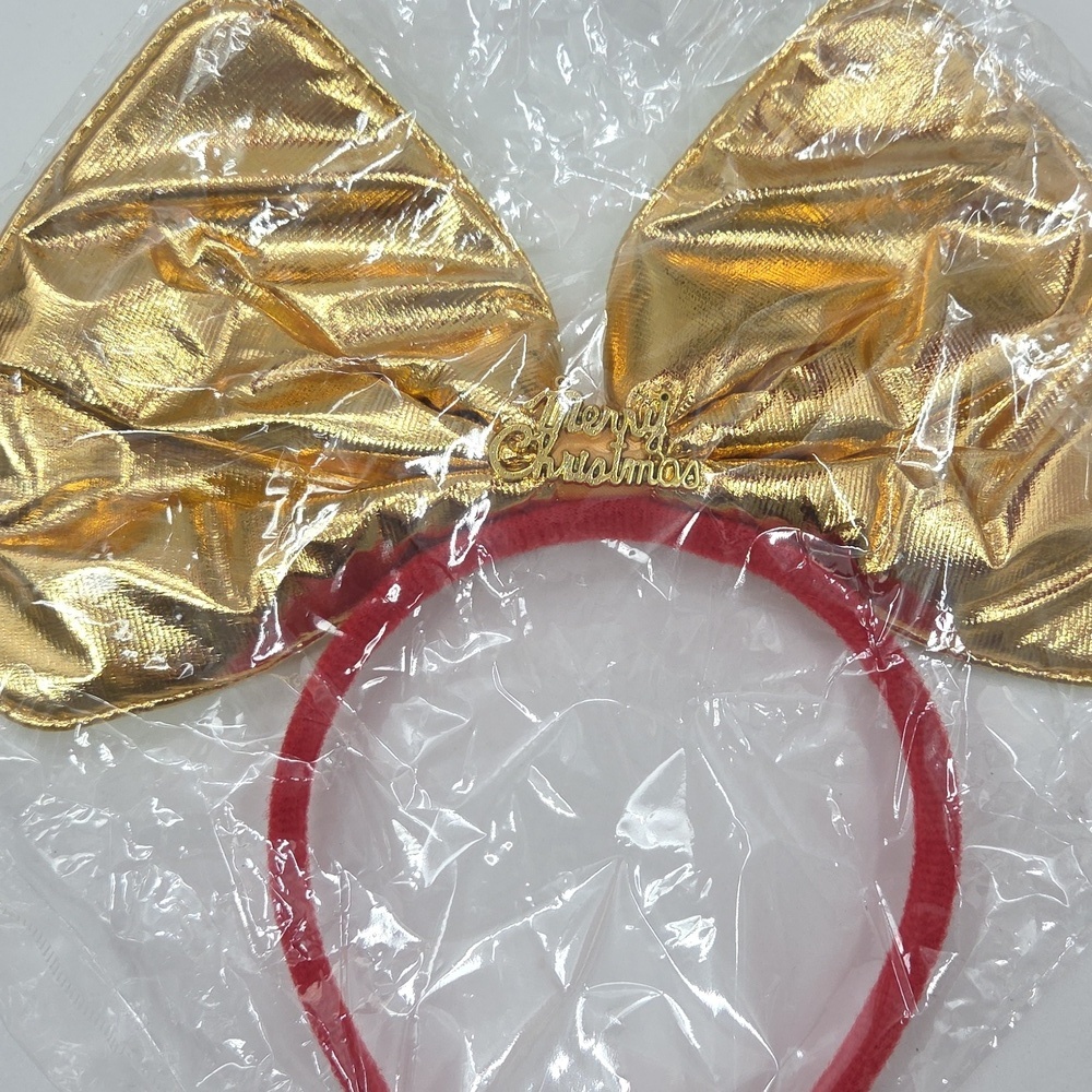 Festive Red and Gold Gift Box Costume - Picture 10 of 16